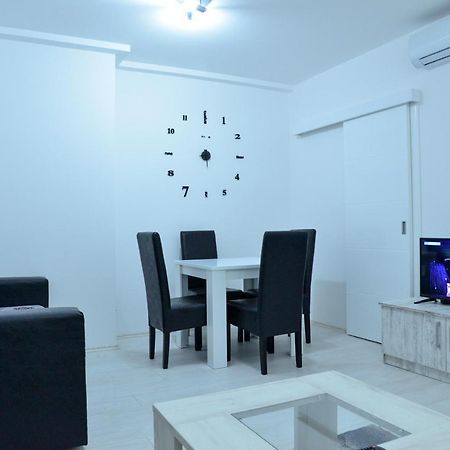 Best Apartments Paracin Bagian luar foto