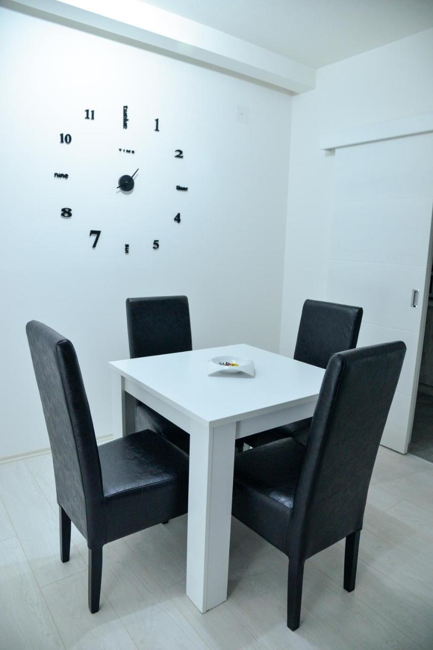 Best Apartments Paracin Bagian luar foto