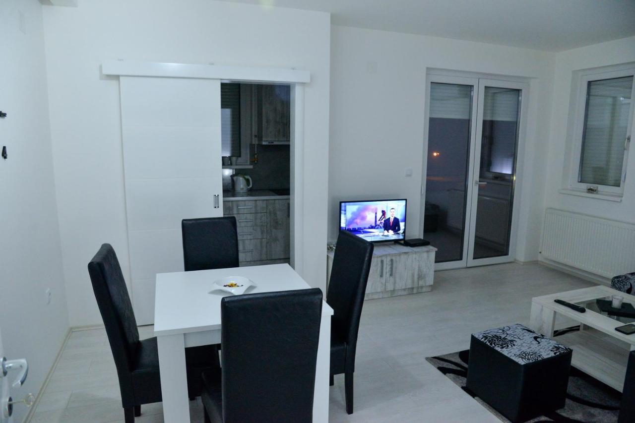 Best Apartments Paracin Bagian luar foto